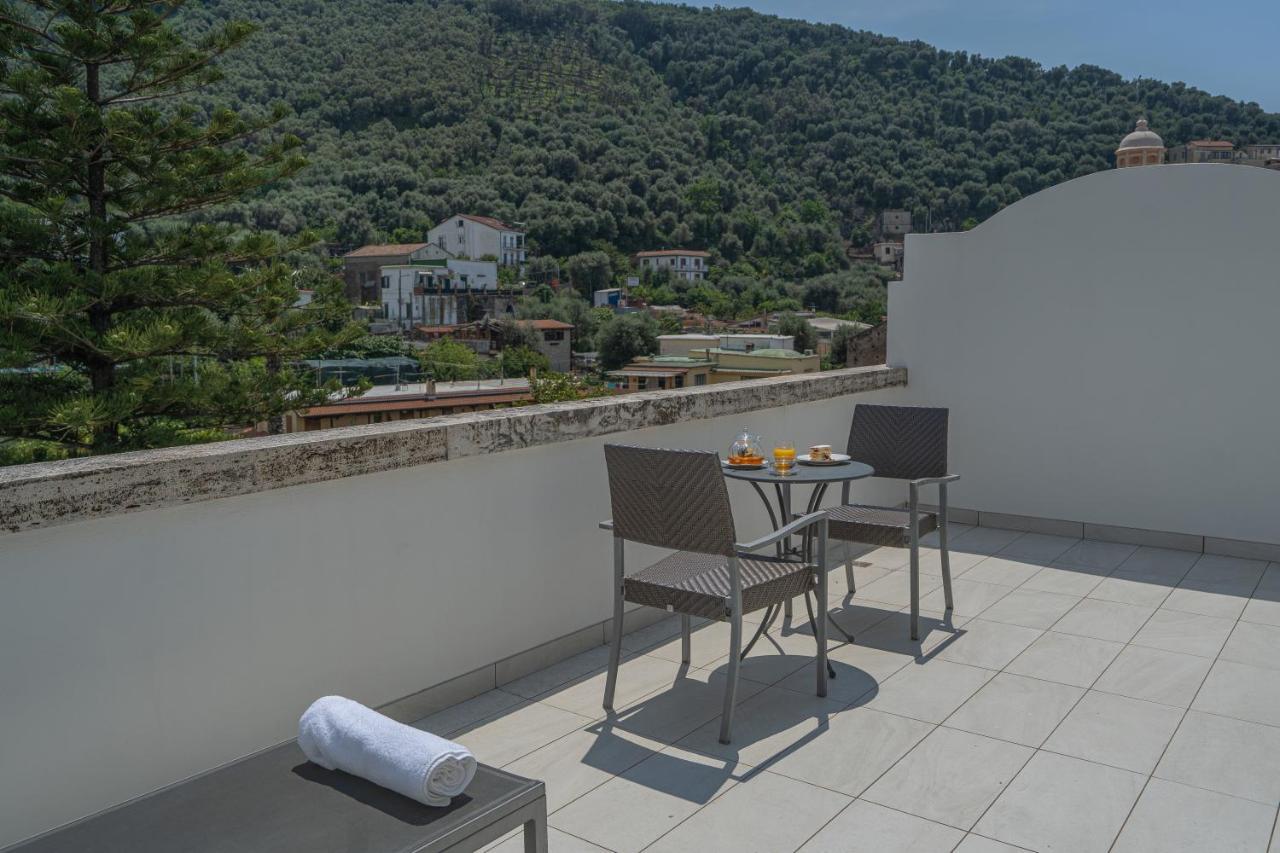 Grand Hotel Moon Valley Vico Equense Eksteriør billede