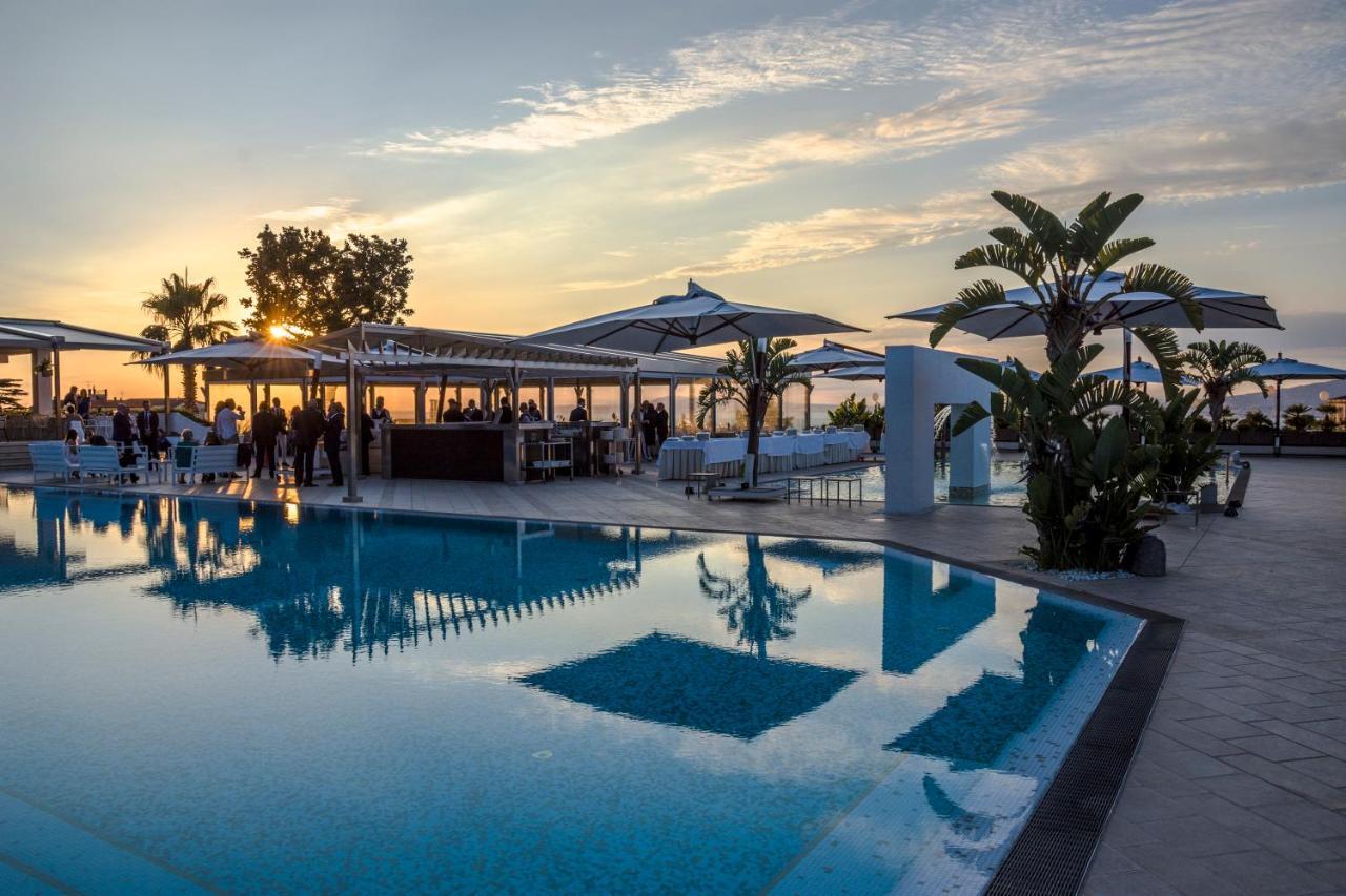 Grand Hotel Moon Valley Vico Equense Eksteriør billede