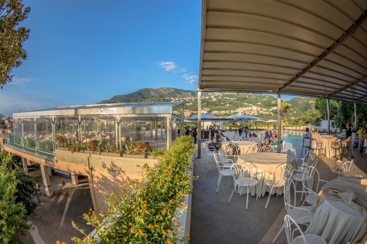 Grand Hotel Moon Valley Vico Equense Eksteriør billede
