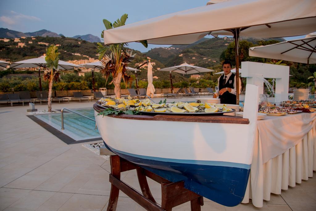 Grand Hotel Moon Valley Vico Equense Eksteriør billede