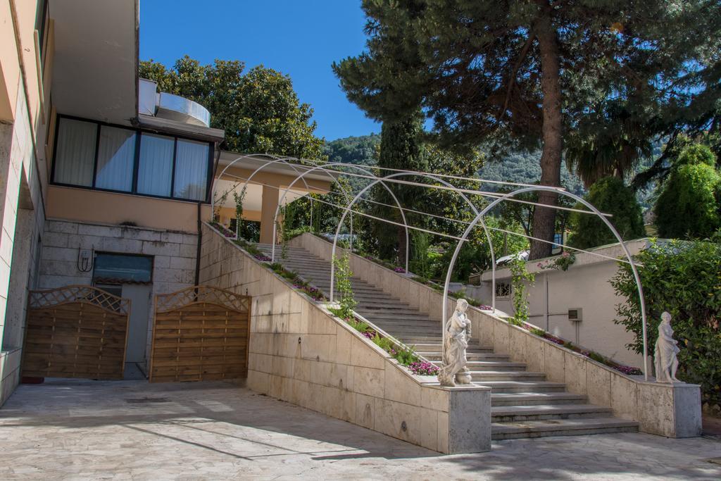 Grand Hotel Moon Valley Vico Equense Eksteriør billede
