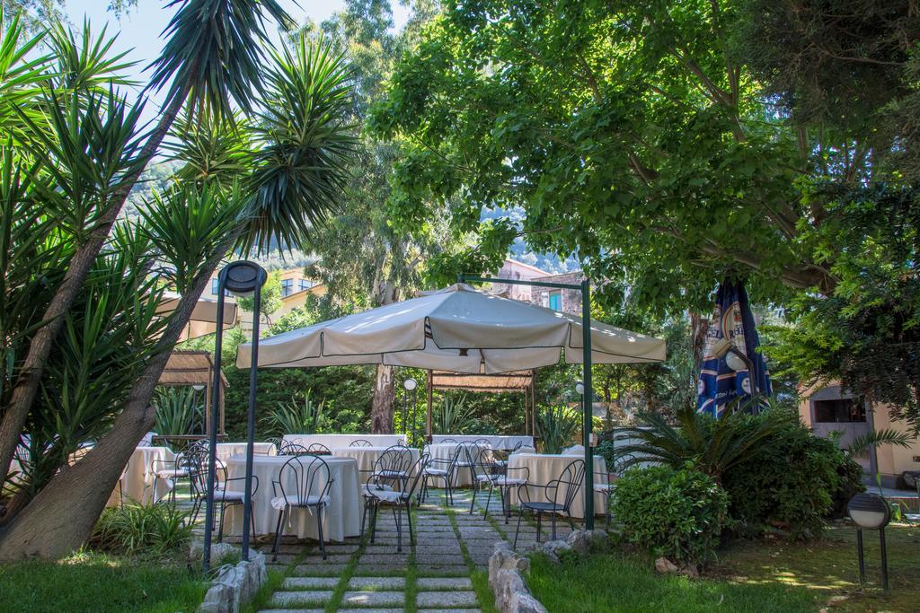 Grand Hotel Moon Valley Vico Equense Eksteriør billede